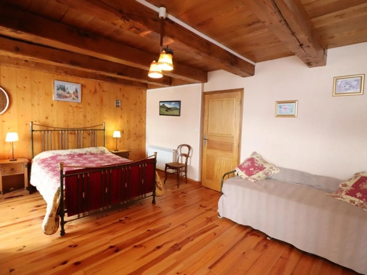 Maison De Caractere Au Coeur Des Volcans D'Auvergne Avec Jardin, Cheminee Et Proche Des Activites Outdoor - Fr-1-742-464 Dienne  Holiday home Dienne (Cantal)