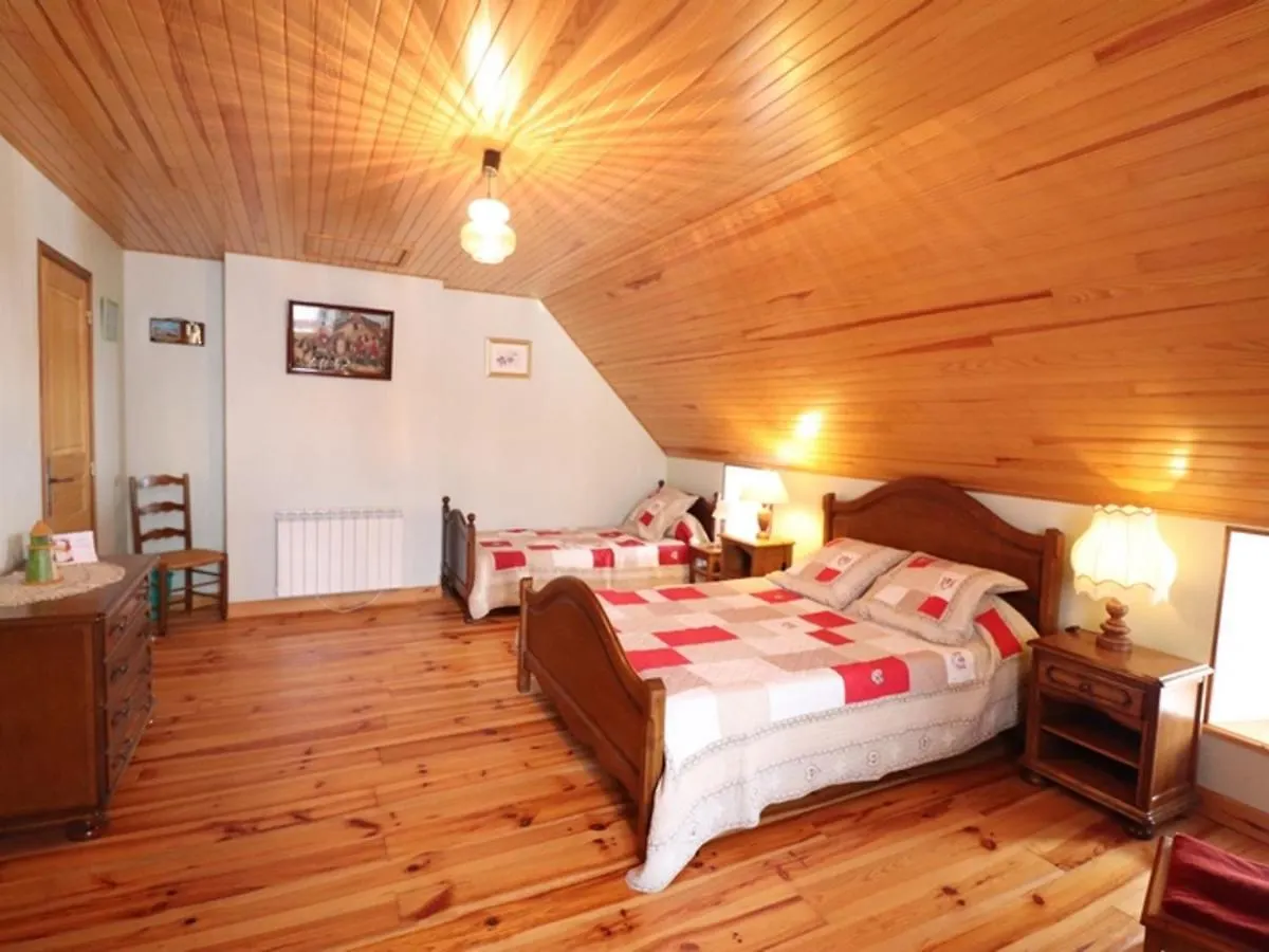 Maison De Caractere Au Coeur Des Volcans D'Auvergne Avec Jardin, Cheminee Et Proche Des Activites Outdoor - Fr-1-742-464 Dienne  France