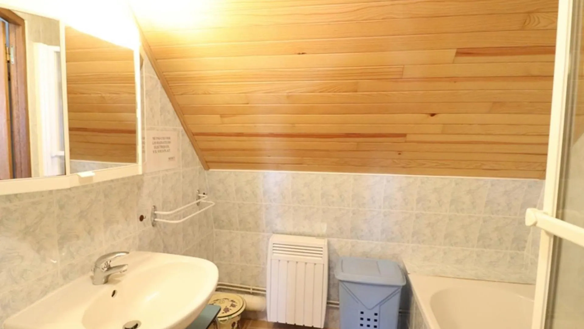 Holiday home Maison De Caractere Au Coeur Des Volcans D'Auvergne Avec Jardin, Cheminee Et Proche Des Activites Outdoor - Fr-1-742-464 Dienne